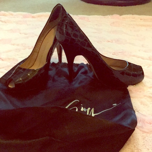 Giuseppe Zanotti peep toe black embossed heel - Picture 1 of 3